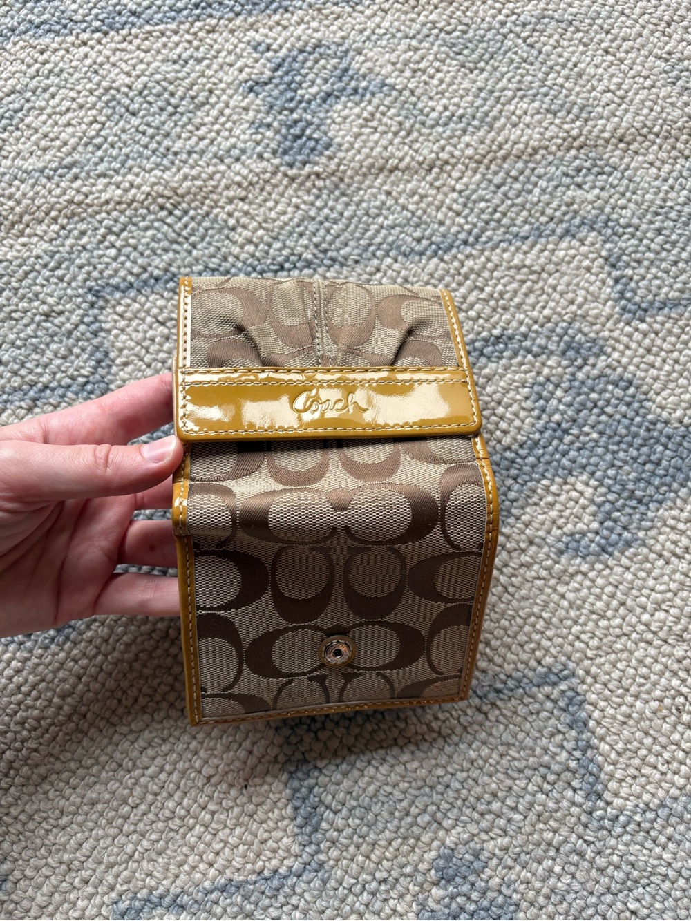 Coach Wallet in Signature Jacquard - Picture 3 of 7